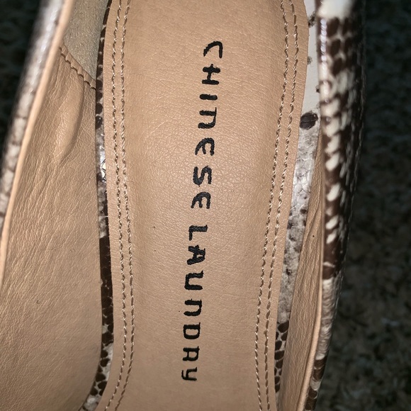 Heels - Picture 3 of 6